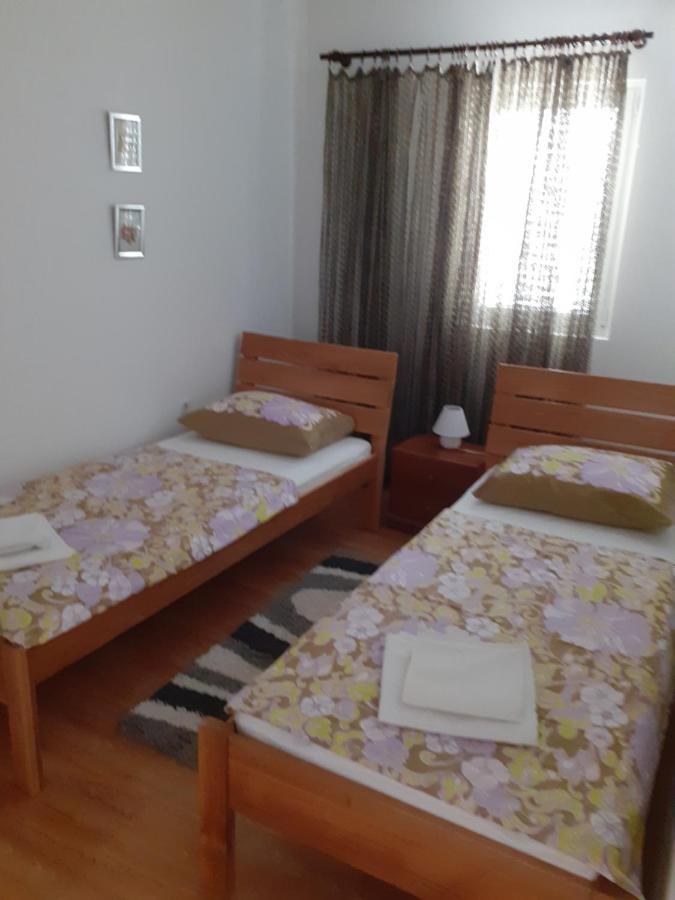 Apartman Vir-Miljkovica Exterior photo